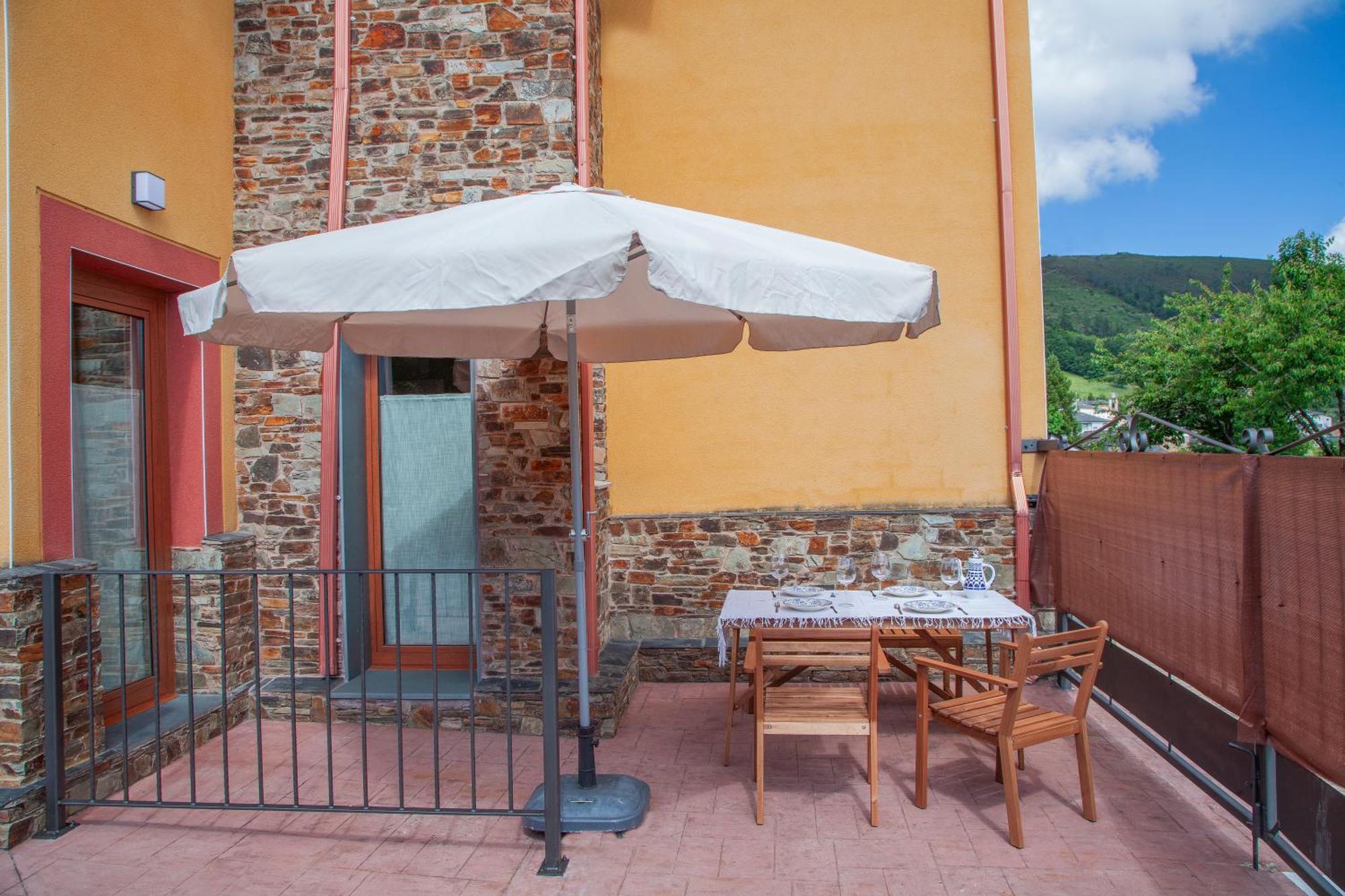 Apartamentos Rurales Tin Turismo Santa Eulalia de Oscos Eksteriør billede
