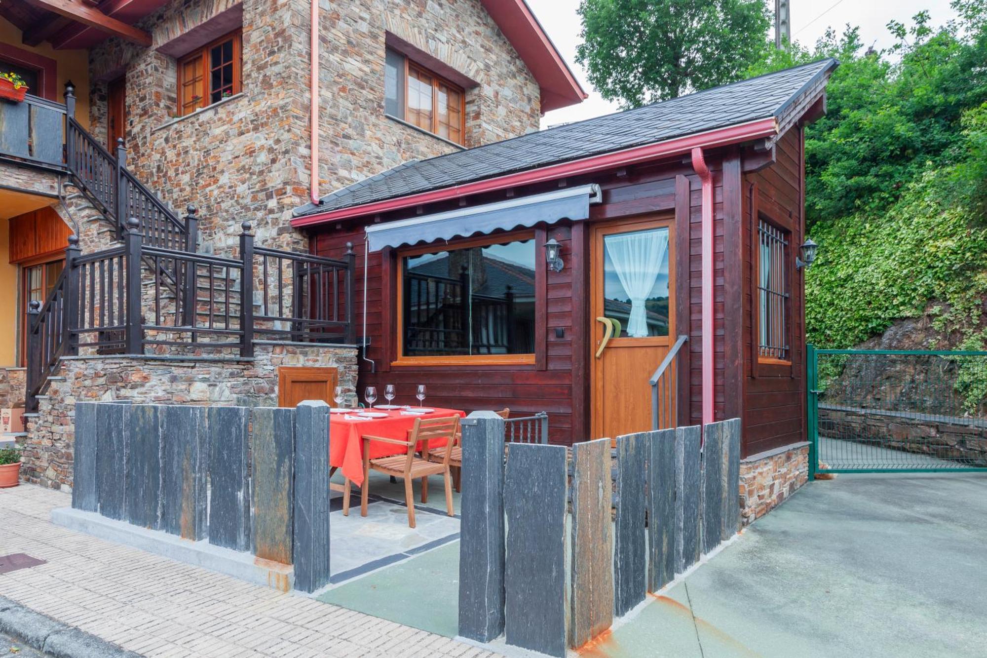 Apartamentos Rurales Tin Turismo Santa Eulalia de Oscos Eksteriør billede